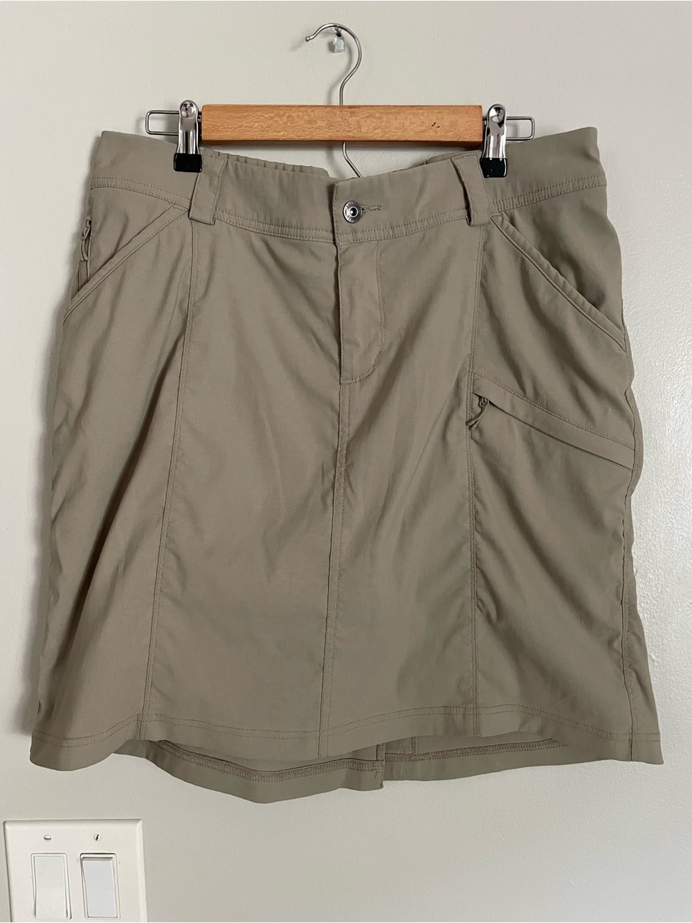 Duluth Trading Dry On The Fly Skort Sz 14 Utility Skirt UPF 50 Hiking Travel